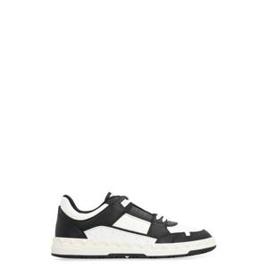 발렌티노 가라바니 스니커즈 YS0H43RDG 0NI black