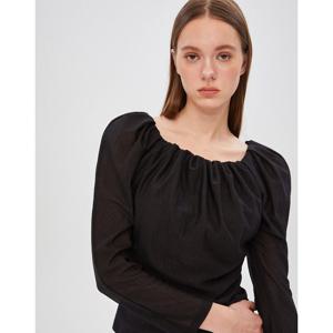 질스튜어트 뉴욕 여성 24FW 블랙 셔링 디테일 긴팔 블라우스 JSBL4C110BK