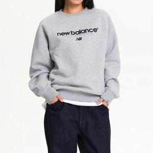 뉴발란스긴팔티 KQJ NBNCE41913-AC UNI ESS 레터링 기모 맨투맨 (SEMI OVER FIT)