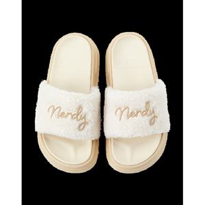 [널디] 러블리 레터 플리스 슬라이드 PNEW24SD01 LOVELY LETTER FLEECE SLIDE