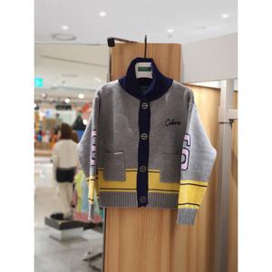베네통키즈6 스쿨 카라 니트 가디건 QAKC05541 25F