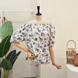 [포커스]FM5F7BL01299_넥 밴딩 플라워 블라우스