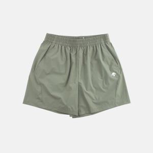 [데상트] 여성 쉬폰 경량 우븐 3.5부 웜업 반바지 카키 SP322UWP79