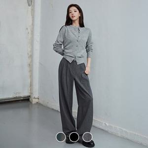 [지오다노]여성 가을 간절기 투 턱 플리츠 와이드핏 스판 슬랙스 415504