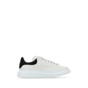 Alexander McQueen 알렉산더 맥퀸 화이트 스니커즈 2196072