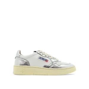 AUTRY AULWWB18 Medalist Low  sneakers