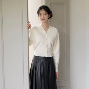 (JJ지고트) 울 블렌드 쥬얼 버튼 크롭 가디건 GR9A1CD501