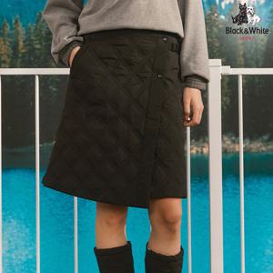 [블랙앤화이트] 여성 벨트 장식 퀼팅 랩스커트 4015LBWP_BLACK