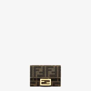 펜디 지갑 8M0416A98P F0A6E Brown