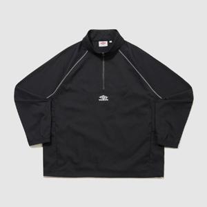 [엄브로]엄브로 HBL 로얄 컬리지 스탠넥 아노락 블랙 UQ323CWT99