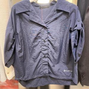 클리지 HC40 밑사인롤엡블라우스 Cp5wbl87