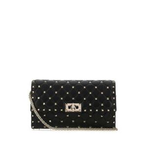 VALENTINO GARAVANI 블랙 나파 가죽 락스터드 스파이크 클러치 4W2B0137NAP 0NO