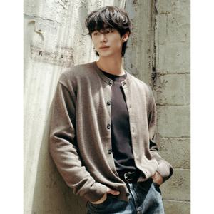 [지오다노] 남자 버튼 크루넥 가디건 01055915