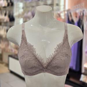 [비비안] 꾸띄르 패치자수 저중심브라 BR956A