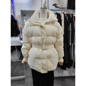 밸리걸 세이브존01 니트 배색 허이넥 벨티드 하프 패딩 점퍼 128730