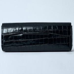 25 FW 토템 T Lock 티 락 플랩 오버 크로커 엠보스 레더 클러치백 254 WAL0080 LE0076