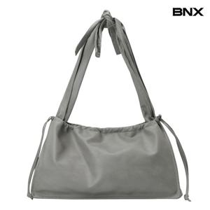 BNX 스퀘어 스트링 포인트 매듭 숄더백 (BX3AH003L0)