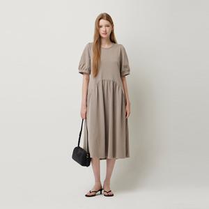 [시슬리] [Online Exclusive] 퍼프 소매 져지 원피스_SAOPE1541LG
