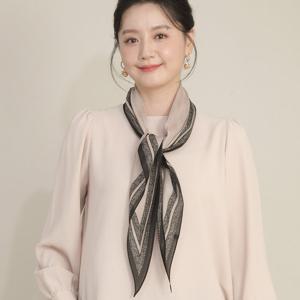 애비뉴투지 얇은 울 작은 무늬 여성 봄 가을 마름모 스카프 C09557