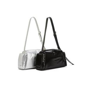 [랩]GLOSSY PADDED BAG AQ7ABA04