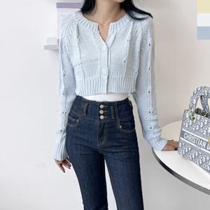 샵앤) 여성 국산 펀칭 V넥 크롭 니트 가디건 WDM-WKN-2L-UND 5047