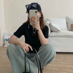 샵앤) 여성 캐주얼 두줄 카라넥 단추 반오픈 반팔 티셔츠 21DS-WSH-4245-블랙_IV