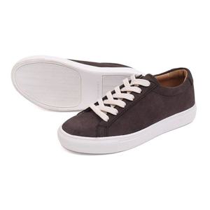 남자 캐주얼 스니커즈 청바지에 어울리는 운동화