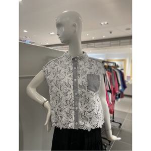 르니앤맥코이 민소매 레이스 배색 스트라이프 블라우스 (MM08BL702HJY)