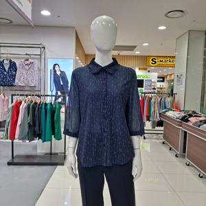 [피에이티]레터링 프린트 티 블라우스  1L42503_US