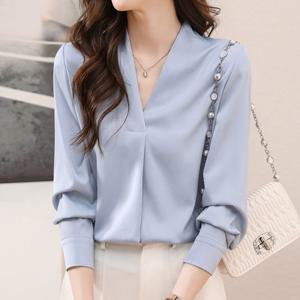 [블랙퀸] 새틴 브이넥 긴팔블라우스 blk003766