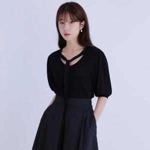 [로엠]V넥 타이형 스웨터(2colors)_RMKAE25R16