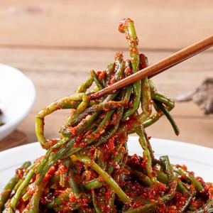 [더싱싱] 제철 별미 고구마줄기 고구마순 김치 1kg