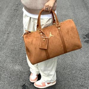 나이키 조던 모노그램 더플백 보스턴백 브라운 JD2533194AD-002