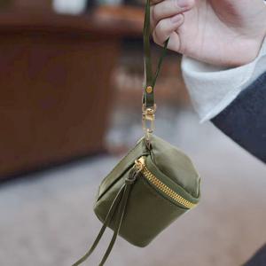 데이큐브 포켓 미니 가죽 파우치 동전 지갑 에어팟 화장품 수납 케이스