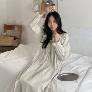 A.made 레브 플라워 긴팔 원피스 투피스 커플파자마 잠옷세트 1color