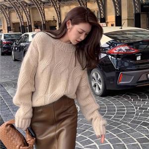 TEMU 여성용 우아한 프렌치 스타일 소프트 루즈핏 케이블 스웨터 - 가을 겨울용 편안한 라운드넥 풀오버, 세탁기 사용 가능한 시크 캐주얼 탑, 귀여운 스웨터