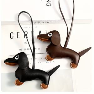 TEMU 2pcs 미니 도사운드 개 열쇠 끈 - 귀여운 인조 가죽 소시지 개 장식, 가방, 전화 케이스, 자동차 장식용 - 만화 동물 디자인, 데이 선물, 신기한 열쇠 끈