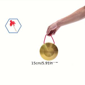 TEMU 1개의 공 악기, 중국 전통 타악기 황동 징, 나무 망치와 빨간색 매달린 리본, 결혼식 개막 축하 이드 알-아드하 무바라크에 적합합니다.