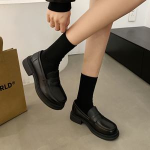TEMU 여성의 우아한 검은색 슬립온 로퍼 - 장식적인 스티칭, 부드러운 면 안감 및 내구성 있는 고무 밑창이 있는 다용도 캐주얼 신발, 캐주얼 의상에 대한 모든 계절의 편안함, 여성용 신발, 클래식한 신발 디자인, 편안한 안감|신발|단화