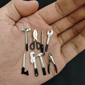 TEMU 딸하우스 미니어처 도구 세트 - DIY 딸하우스 장면을 위한 혼합 금속 합금 모델 미니어처 도구, 취미가 있는 사람과 수집가에게 완벽한 선물, 취미가 있는 사람에게 선물|세부 미니어처|금속 합금 구조, 딸하우스 액세서리
