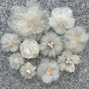 TEMU 10개 세트 - 우아한 베이지 & 화이트 5중층 이불꽃, 정교한 페탈과 센터가 있는 내구성 있는 폴리에스터 DIY 웨딩, 생일, 프로모션 장식용 사계절 가운데테마, 갈랜드와 부케를 위한 (유지 관리 필요 없음)