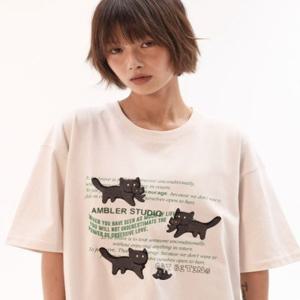 엠블러 남여공용 The adventures of a cat 자수 반팔 티셔츠 AS1207 (아이보리)
