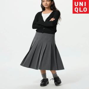 유니클로 와이드 플리츠 미디 스커트 479916