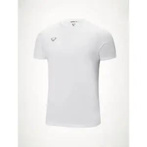 다이나핏 SLEEK 슬릭 남성 반팔티White YMM25234W2 1190210