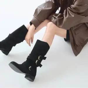 카멜레 레이라01 하프부츠 BLACK 3cm