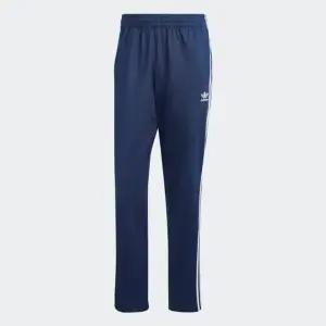 [갤러리아] [MENS ORIGINALS] 아디컬러 클래식 파이어버드 트랙 팬츠 (IM9471)