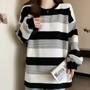 루즈핏 단가라 맨투맨