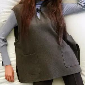 울혼방 후드케이프 베스트
