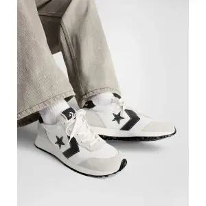 CONVERSE 오메가 트레이너 빈티지 화이트 A13323C
