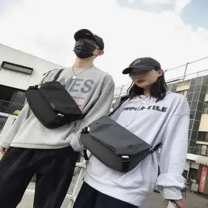 보조가방 메신저백 크로스백 남녀 스트릿룩 학생가방 메신저백